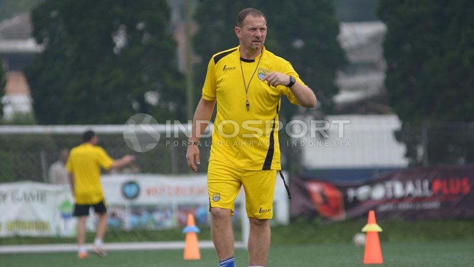 Pelatih Persib Bandung, Dejan Antonic Copyright: &copy; Ginanjar/Indosport